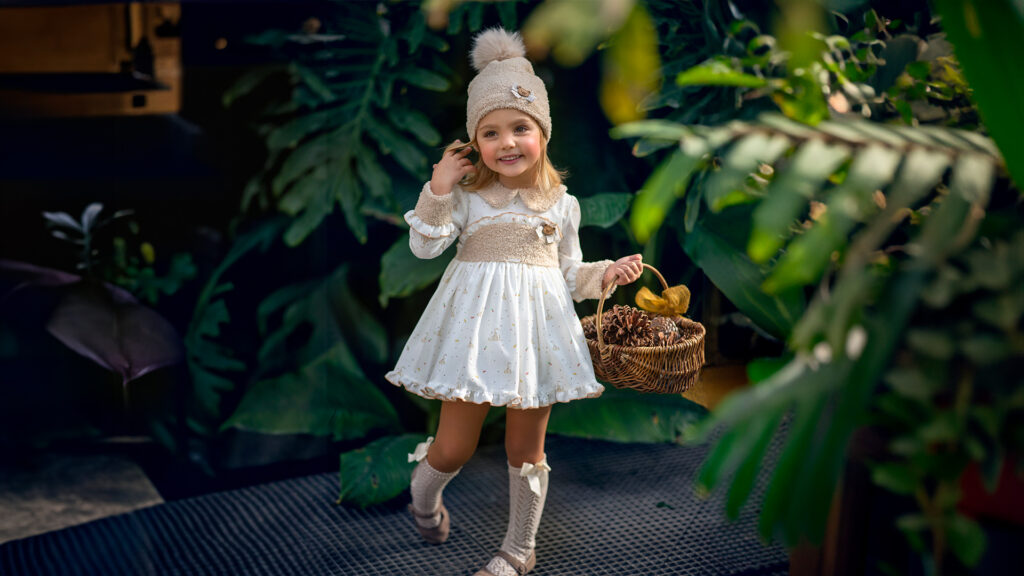 Vestido de niña con vuelo SUEÑO INFANTIL